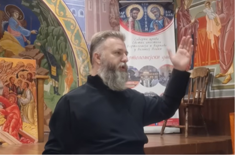 Sveštenik objasnio ko večeras treba da se moli za novac